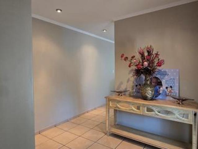 4 Bedroom House in Amberfield