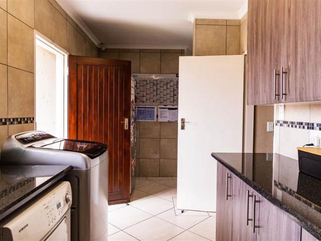 4 Bedroom House in Amberfield