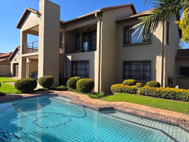 4 Bedroom House in Amberfield