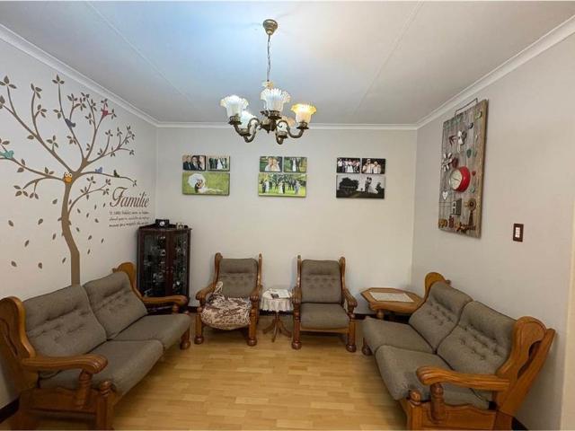 4 Bedroom House in Amiel Park