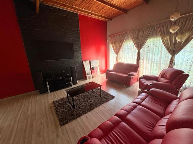 4 Bedroom House in Amiel Park