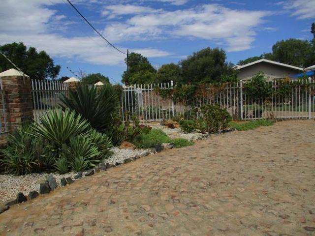 4 Bedroom House in Adendorp
