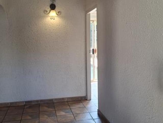 4 Bedroom House in Aerorand