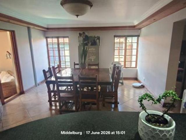 4 Bedroom House in Aerorand
