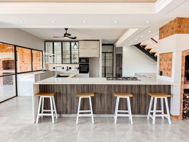 4 Bedroom House in Albert Falls