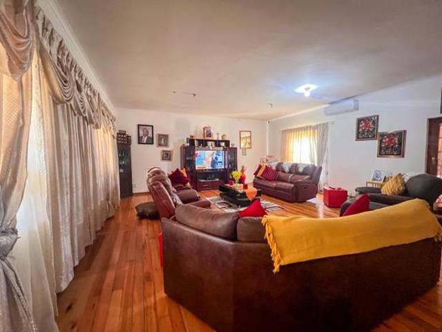 4 Bedroom House in Albert Falls