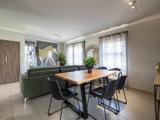 4 Bedroom House in Albertsdal