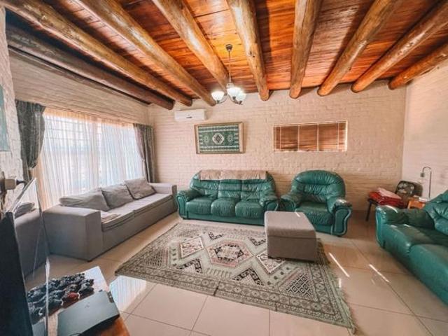 4 Bedroom House in Aquapark