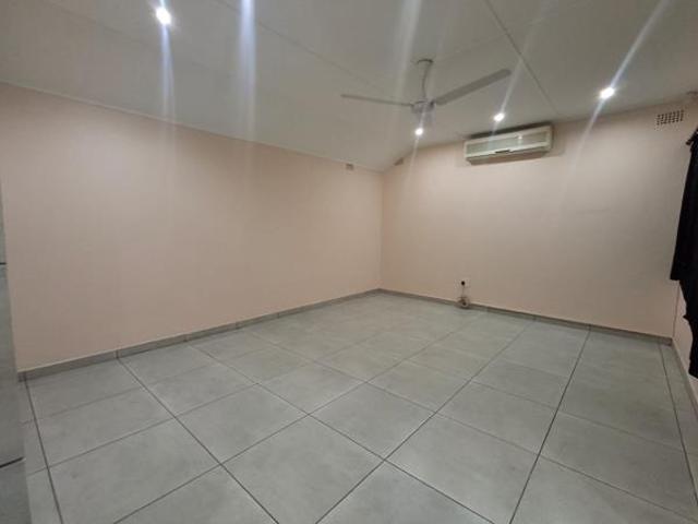 4 Bedroom House in Arboretum