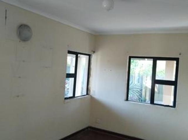 4 Bedroom House in Arboretum