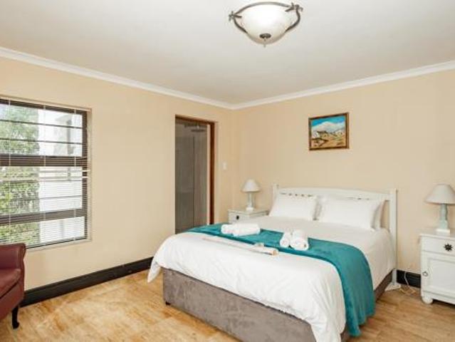 4 Bedroom House in Arniston