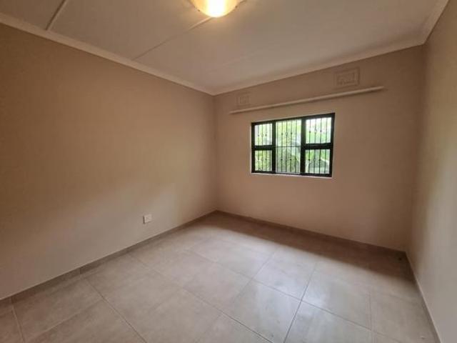 4 Bedroom House in Athlone Park