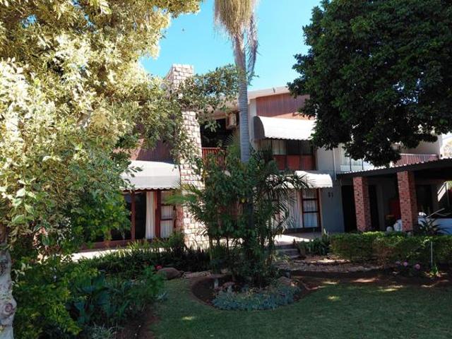 4 Bedroom House in Bothasrus