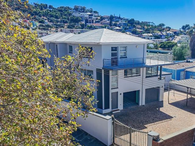 4 Bedroom House in Bo Kaap