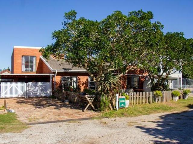 4 Bedroom House in Boknesstrand