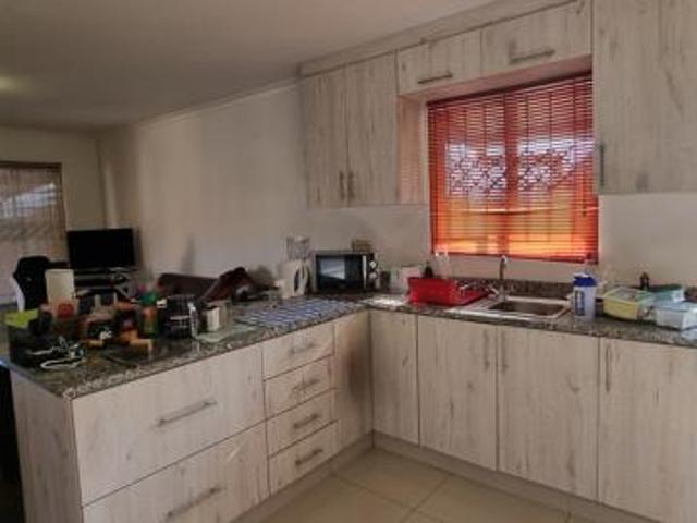 4 Bedroom House in Bombay Heights