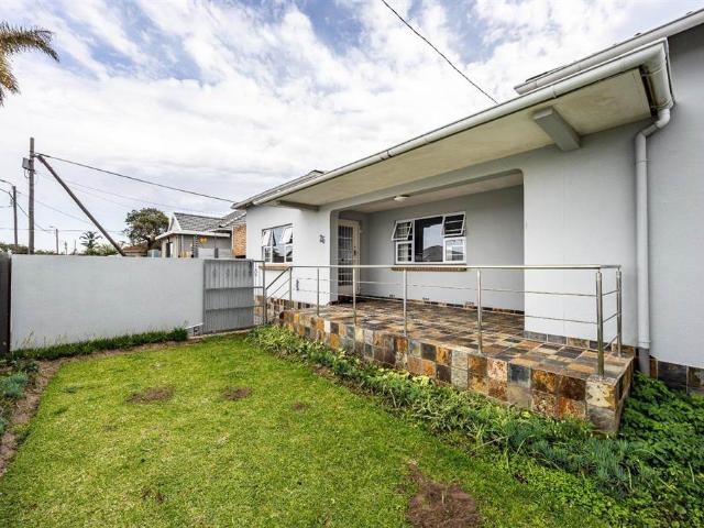 4 Bedroom House in Baysville