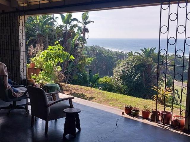 4 Bedroom House in Bazley Beach