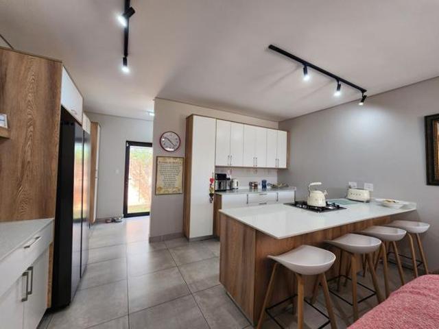 4 Bedroom House in Baillie Park