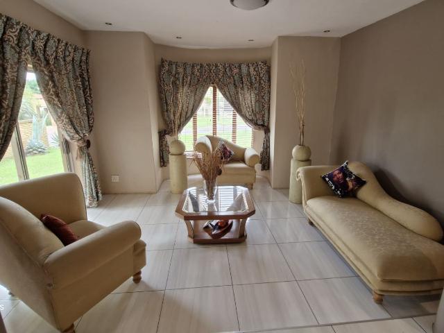 4 Bedroom House in Bankenveld