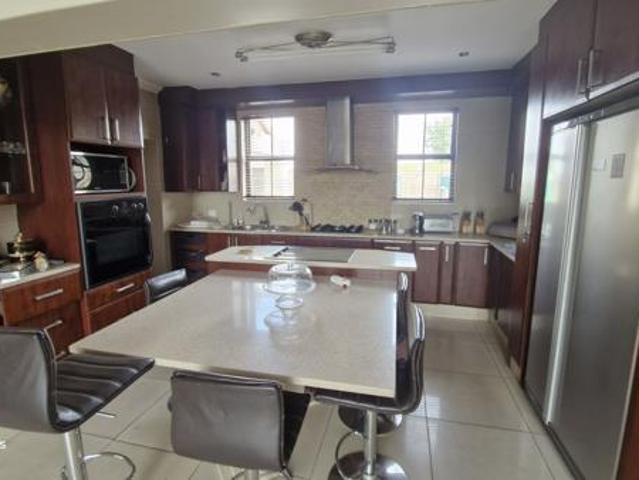 4 Bedroom House in Bankenveld