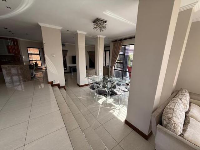 4 Bedroom House in Bankenveld