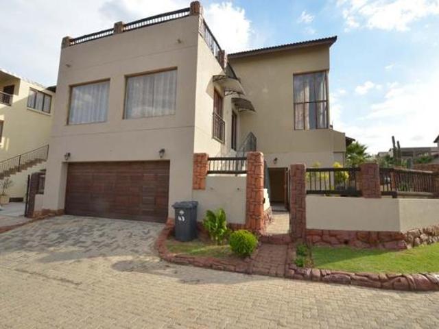 4 Bedroom House in Barbeque Downs