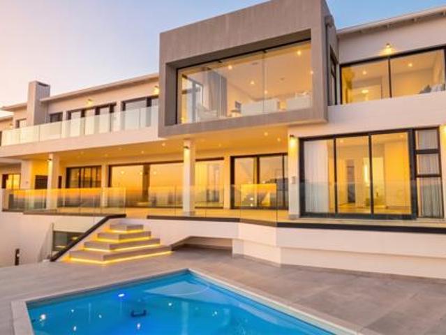 4 Bedroom House in Baronetcy Estate