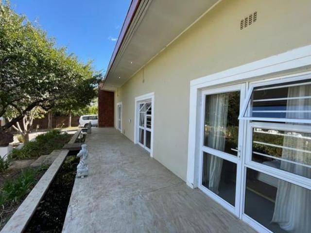 4 Bedroom House in Barrydale