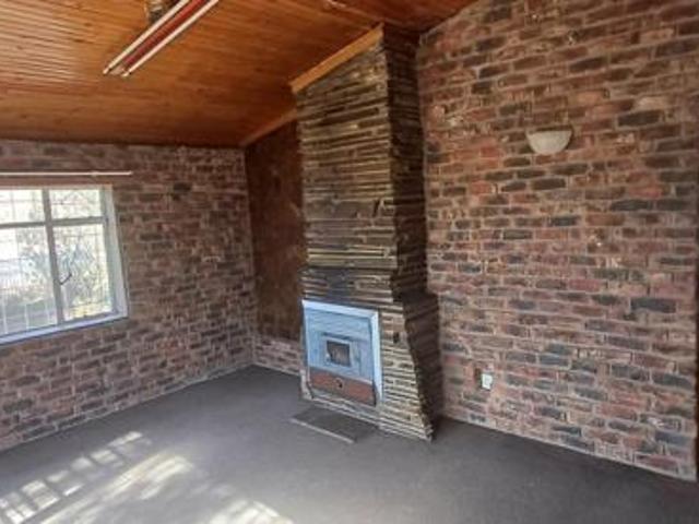 4 Bedroom House in Hospitaal Heuwel