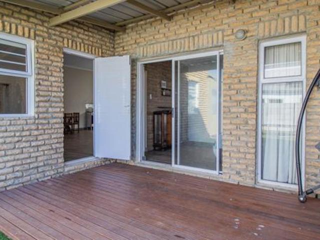 4 Bedroom House in Bettys Bay