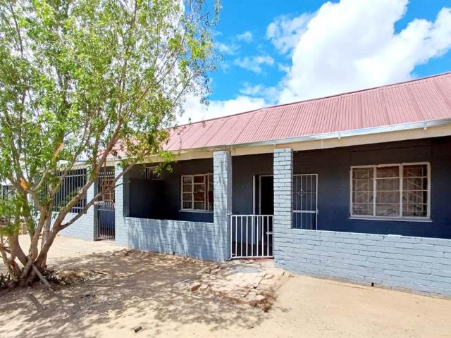 4 Bedroom House in Beaconsfield