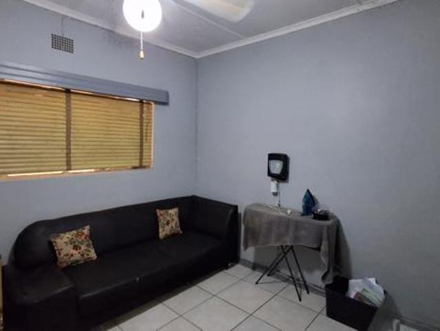 4 Bedroom House in Beaconsfield