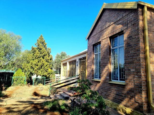 4 Bedroom House in Beaconsfield