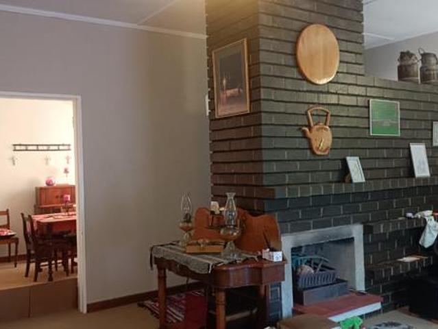 4 Bedroom House in Bedford