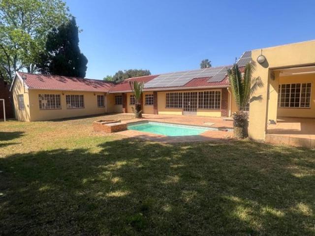 4 Bedroom House in Bedfordview
