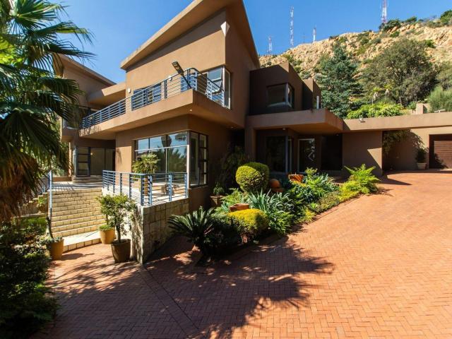 4 Bedroom House in Bedfordview