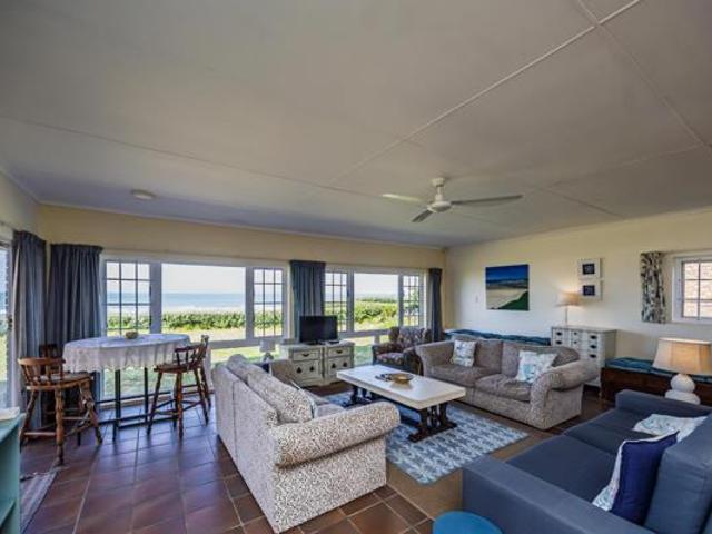 4 Bedroom House in Begha