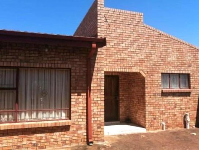 4 Bedroom House in Bela Warmbaths