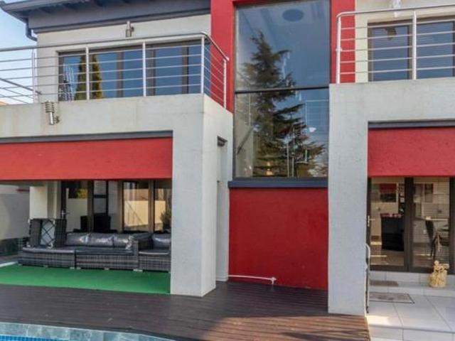4 Bedroom House in Ben Fleur