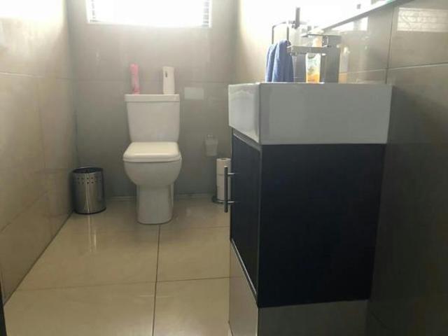 4 Bedroom House in Bendor Park