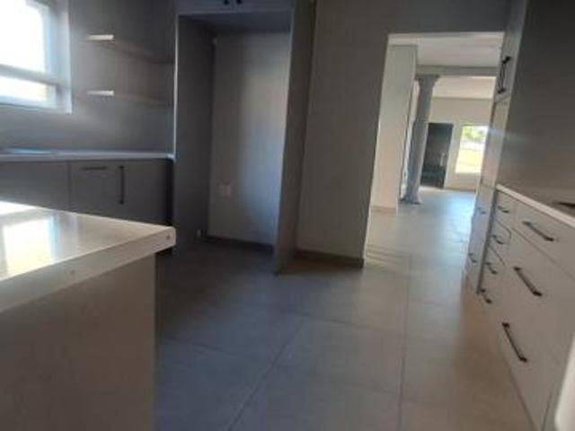 4 Bedroom House in Bendor