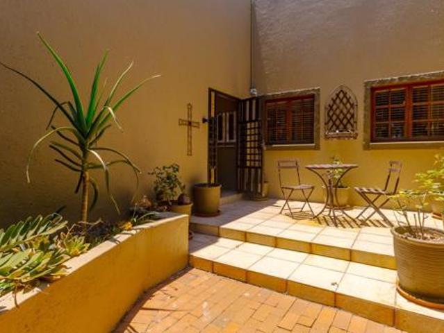 4 Bedroom House in Bendor