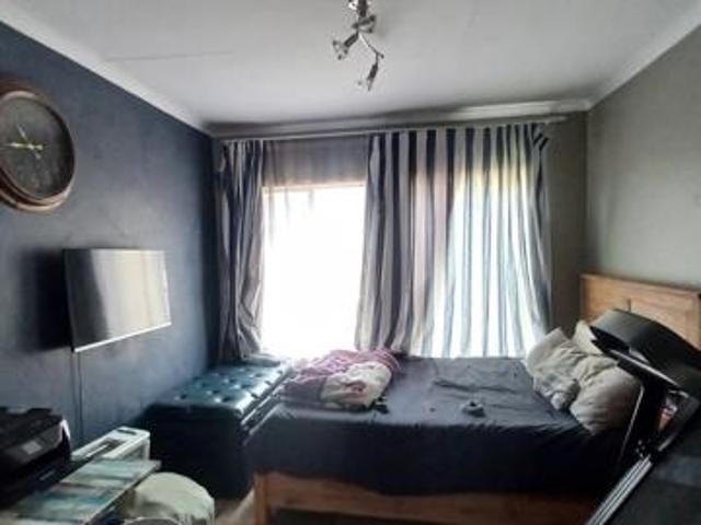 4 Bedroom House in Bendor