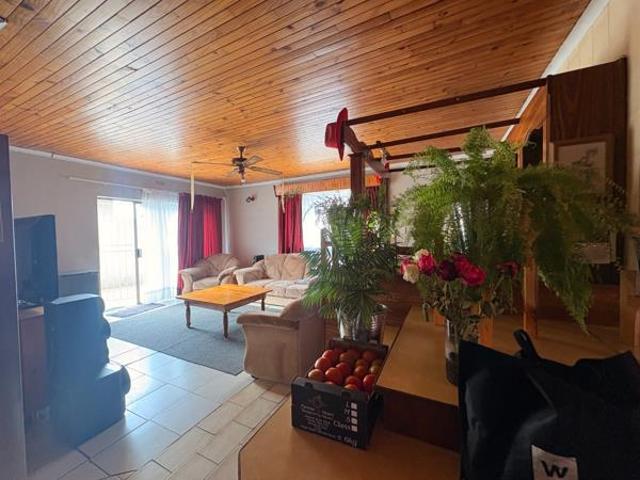 4 Bedroom House in Benoni AH