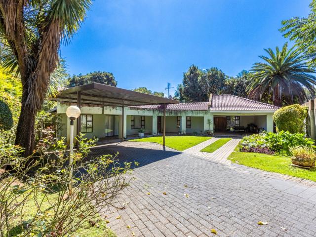 4 Bedroom House in Berario