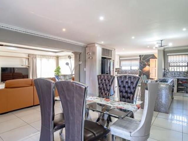 4 Bedroom House in Berg en Dal