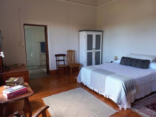 4 Bedroom House in Bergzicht