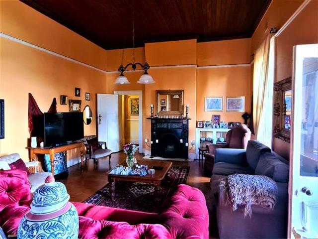 4 Bedroom House in Bergzicht
