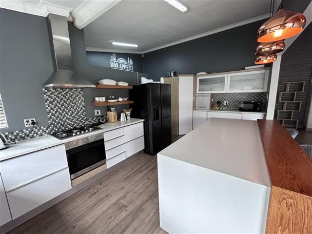 4 Bedroom House in Berea